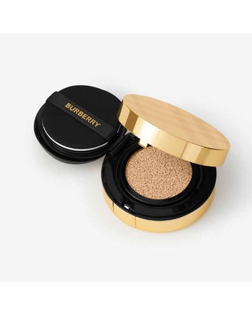 Burberry Ultimate Glow Cushion 10 Fairwrm 14G